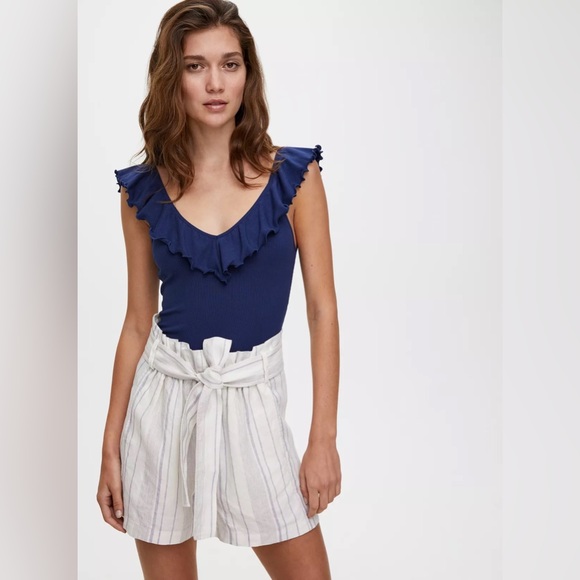 Aritzia Wilfred Danette Bodysuit - Picture 2 of 2